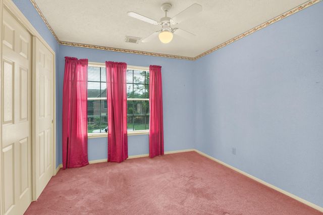 5719 W Vistaglen Loop, Houston, TX 77084
