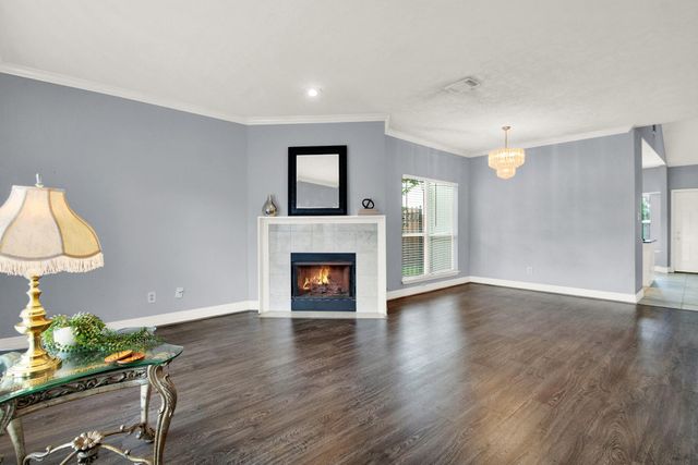 5719 W Vistaglen Loop, Houston, TX 77084