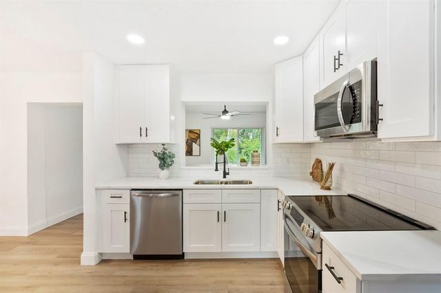 1624 BARRY ROAD, Clearwater, FL 33756