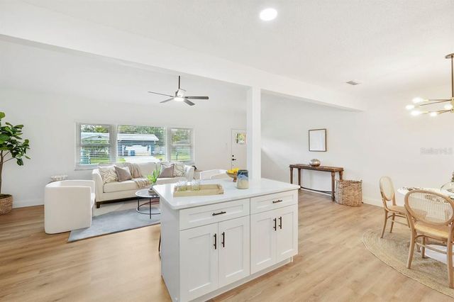 1624 BARRY ROAD, Clearwater, FL 33756