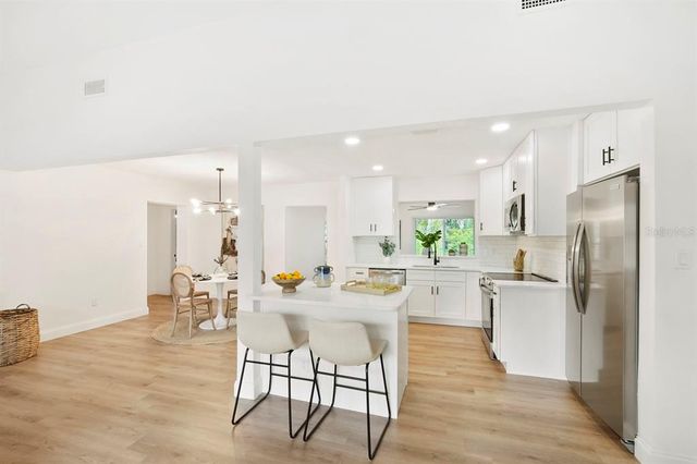 1624 BARRY ROAD, Clearwater, FL 33756