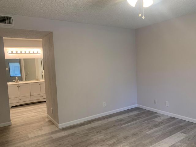 12 Via De Casas Sur 102, Boynton Beach, FL 33426