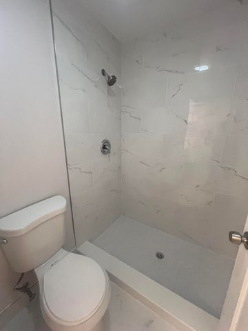 12 Via De Casas Sur 102, Boynton Beach, FL 33426
