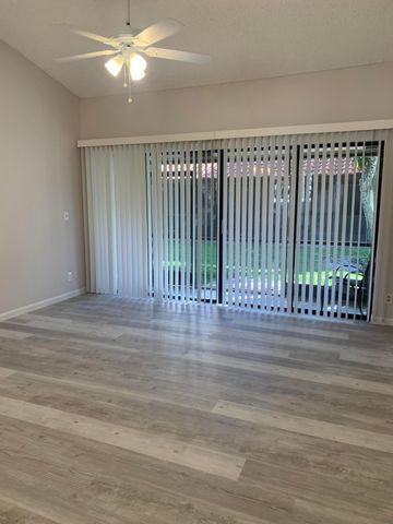 12 Via De Casas Sur 102, Boynton Beach, FL 33426