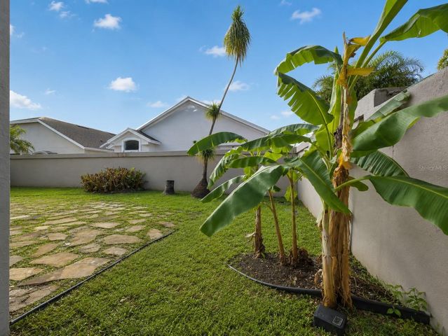 14435 WINDCHIME LANE, Orlando, FL 32837