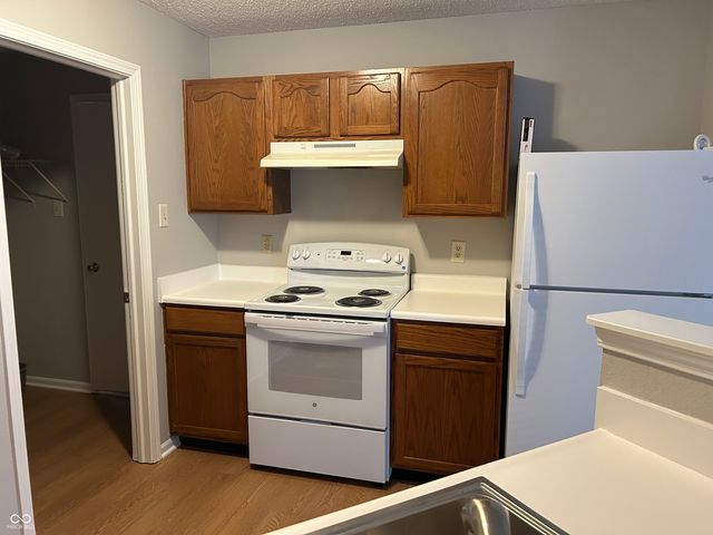 5965 Redcliff N Lane, Plainfield, IN 46168