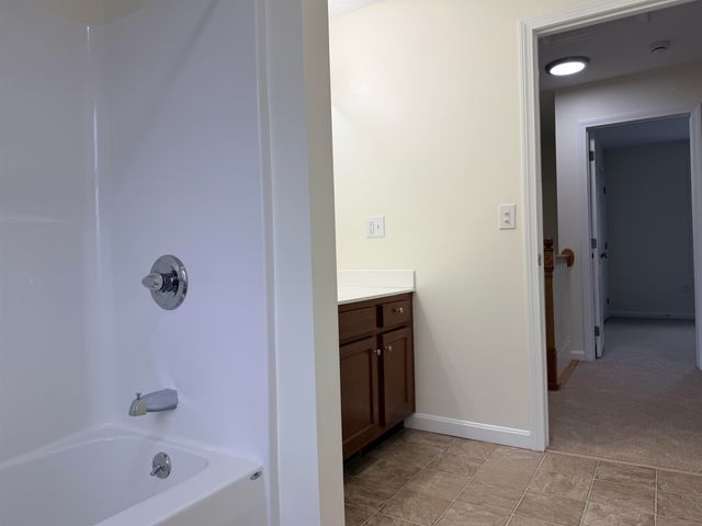 6A Red Oak Way, Boscawen, NH 03303