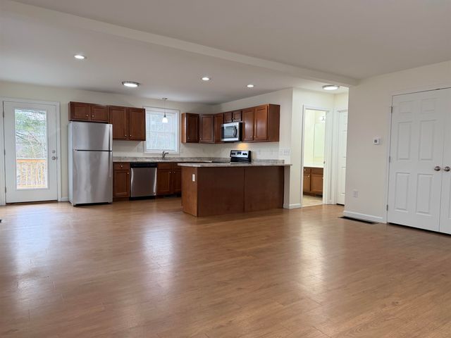 6A Red Oak Way, Boscawen, NH 03303