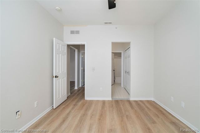 2104 Trailway Court, Commerce Twp, MI 48390