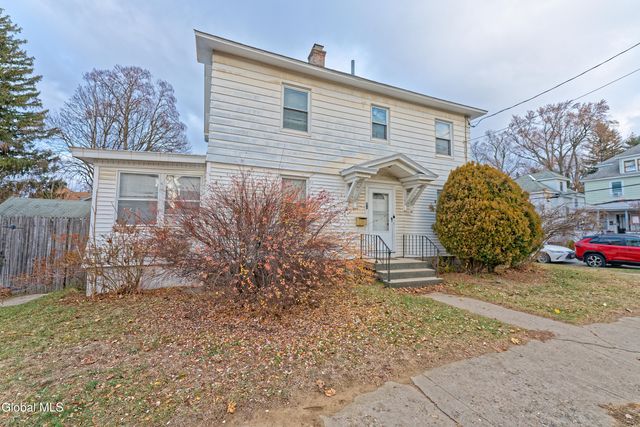 91 Snowden Avenue, Schenectady, NY 12304