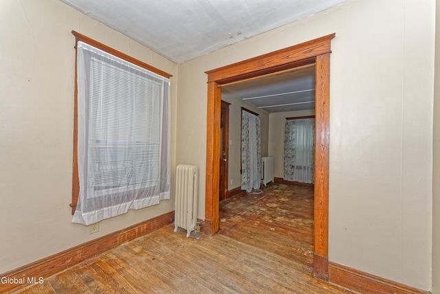 91 Snowden Avenue, Schenectady, NY 12304