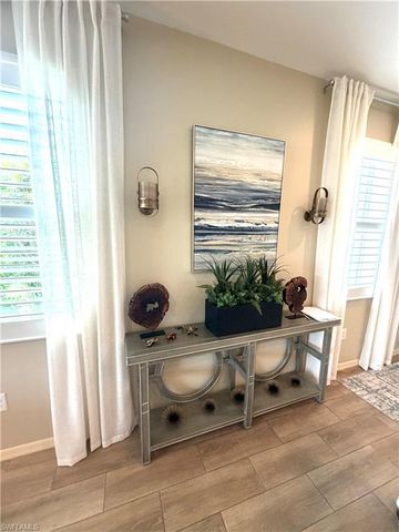 8736 Querce CT, Naples, FL 34114