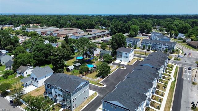 706 Fishermans RD, Norfolk, VA 23503