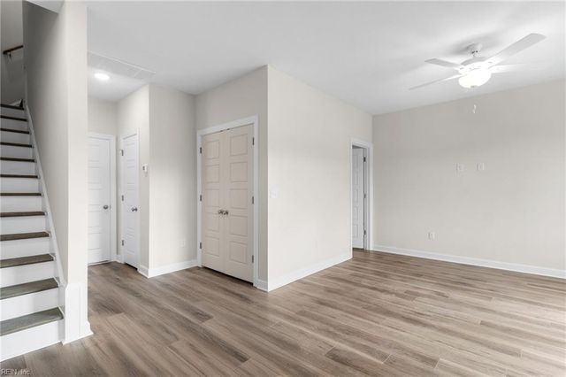 706 Fishermans RD, Norfolk, VA 23503