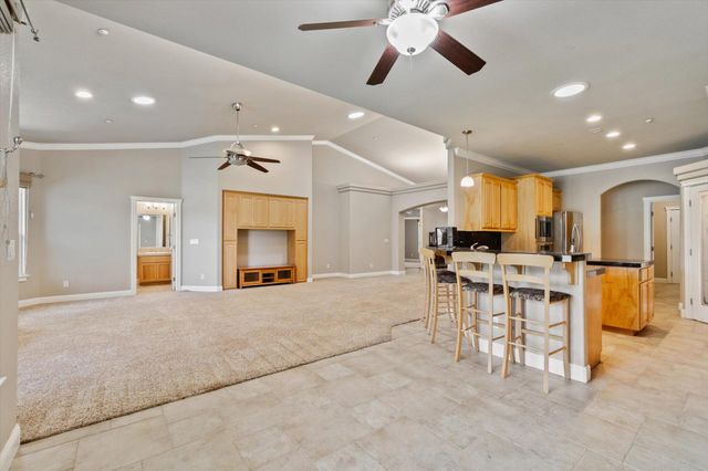 2134 Cadjew Street, Redding, CA 96003