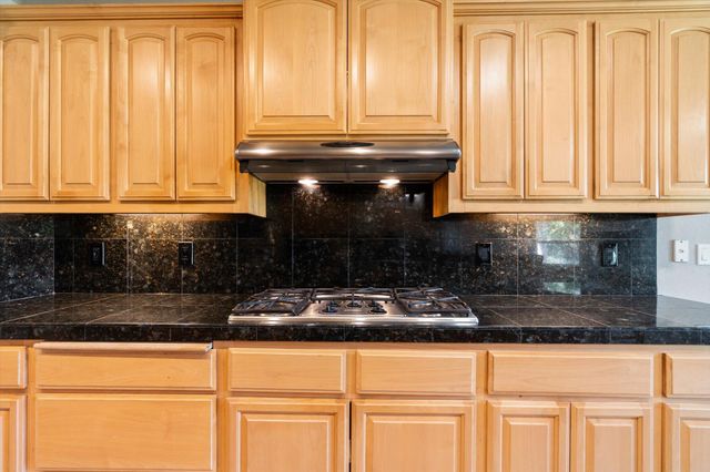 2134 Cadjew Street, Redding, CA 96003