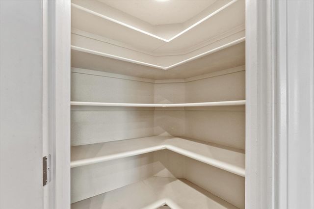 2134 Cadjew Street, Redding, CA 96003