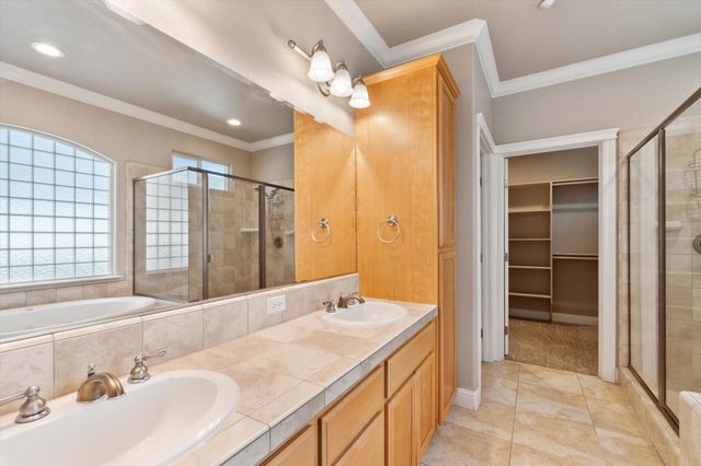 2134 Cadjew Street, Redding, CA 96003