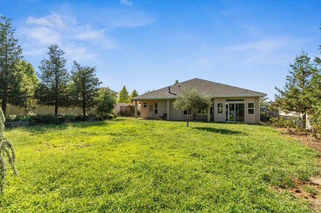 2134 Cadjew Street, Redding, CA 96003