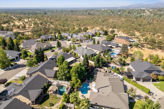 2134 Cadjew Street, Redding, CA 96003