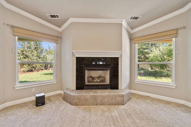 2134 Cadjew Street, Redding, CA 96003