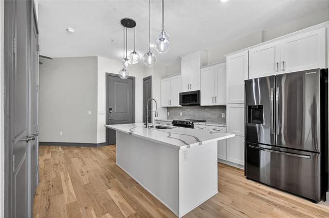 2700 Old Denton Road 2259, Carrollton, TX 75007