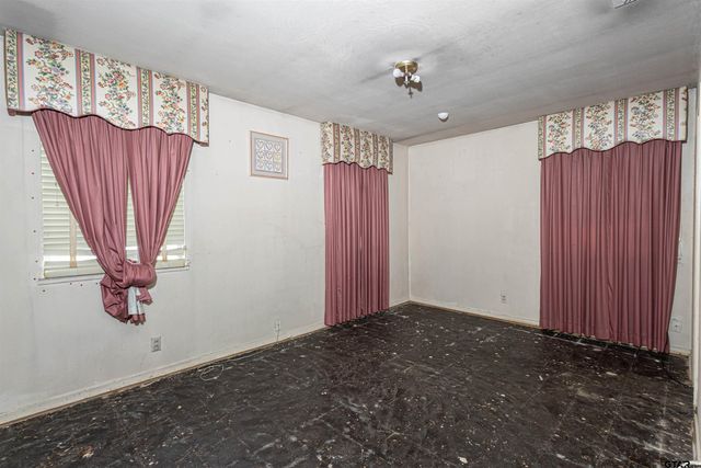 1526 Northridge Dr, Tyler, TX 75702