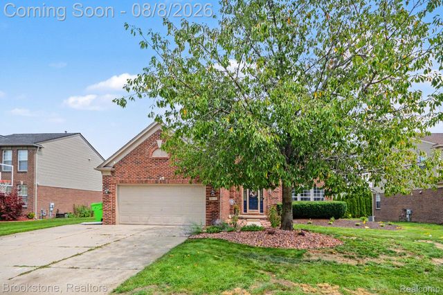 54502 Egmont Key Avenue, Macomb Township, MI 48042