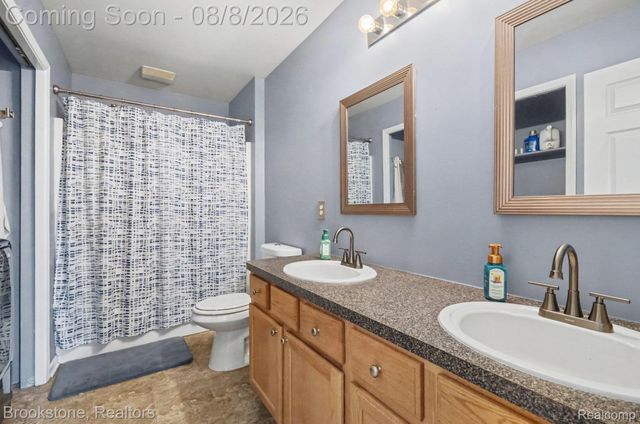 54502 Egmont Key Avenue, Macomb Township, MI 48042