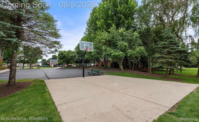 54502 Egmont Key Avenue, Macomb Township, MI 48042