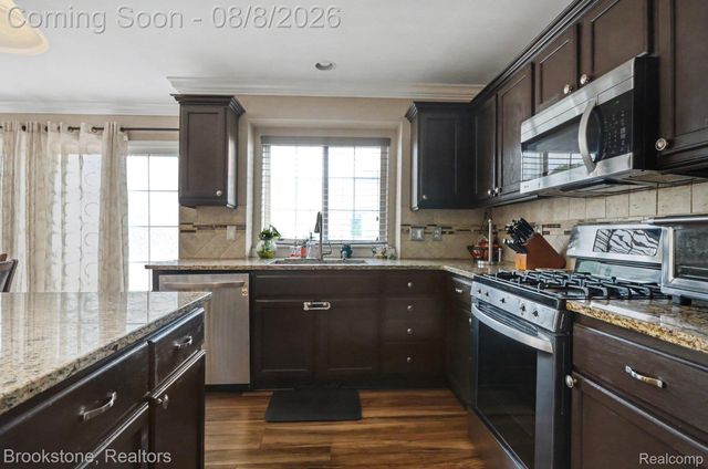 54502 Egmont Key Avenue, Macomb Township, MI 48042