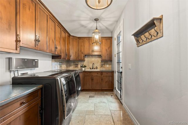 1033 Buffalo Ridge Road, Castle Pines, CO 80108