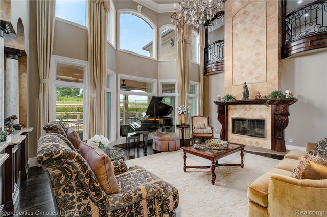 48928 Barola Court, Northville, MI 48167