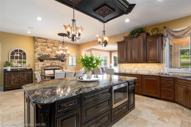 48928 Barola Court, Northville, MI 48167