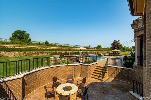 48928 Barola Court, Northville, MI 48167