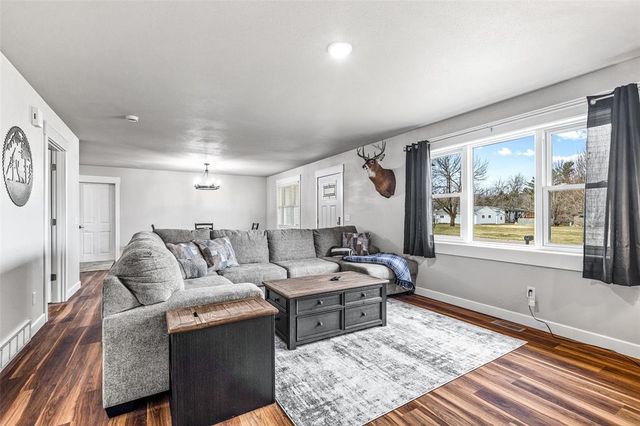 2100 W 26th Avenue, Bloomer, WI 54724