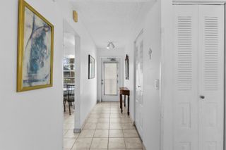 27 Abbey Lane 205, Delray Beach, FL 33446