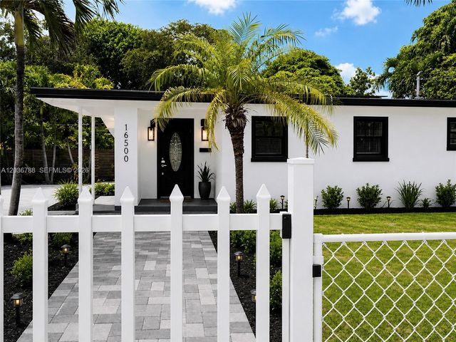 16500 NE 5th Avenue, Miami, FL 33162