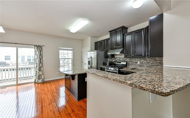 1958 Georgetown Dr, Franklin Park, PA 15143