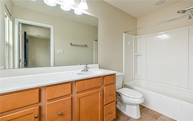 1958 Georgetown Dr, Franklin Park, PA 15143