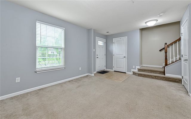 1958 Georgetown Dr, Franklin Park, PA 15143