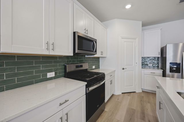 4007 Joe Pool Drive, Farmersville, TX 75442