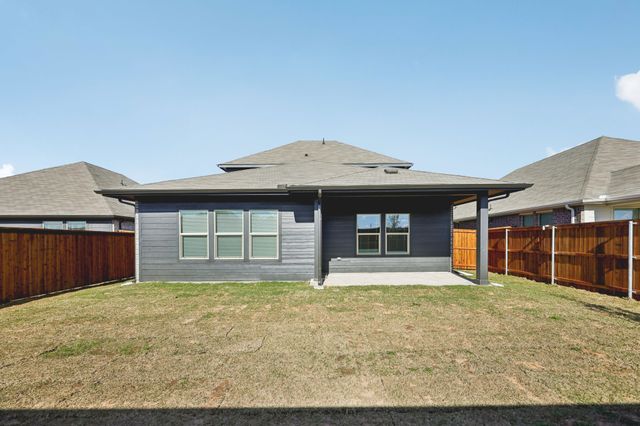 4007 Joe Pool Drive, Farmersville, TX 75442