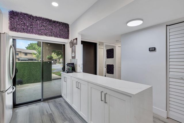 2320 NW 37th Avenue D-29, Coconut Creek, FL 33066