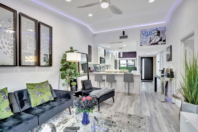 2320 NW 37th Avenue D-29, Coconut Creek, FL 33066