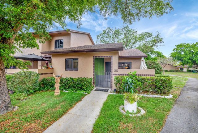 2320 NW 37th Avenue D-29, Coconut Creek, FL 33066