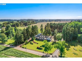 17765 MONNIER Rd, Hubbard, OR 97032
