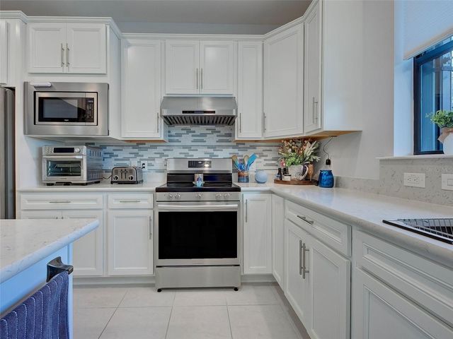 13920 CAMPOLEONE STREET, Venice, FL 34293