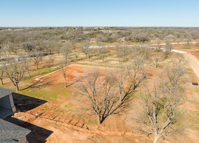 538 High Tower Lane, Granbury, TX 76049