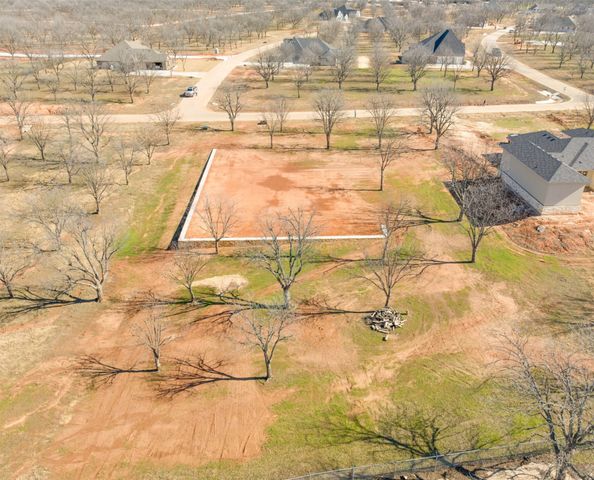 538 High Tower Lane, Granbury, TX 76049